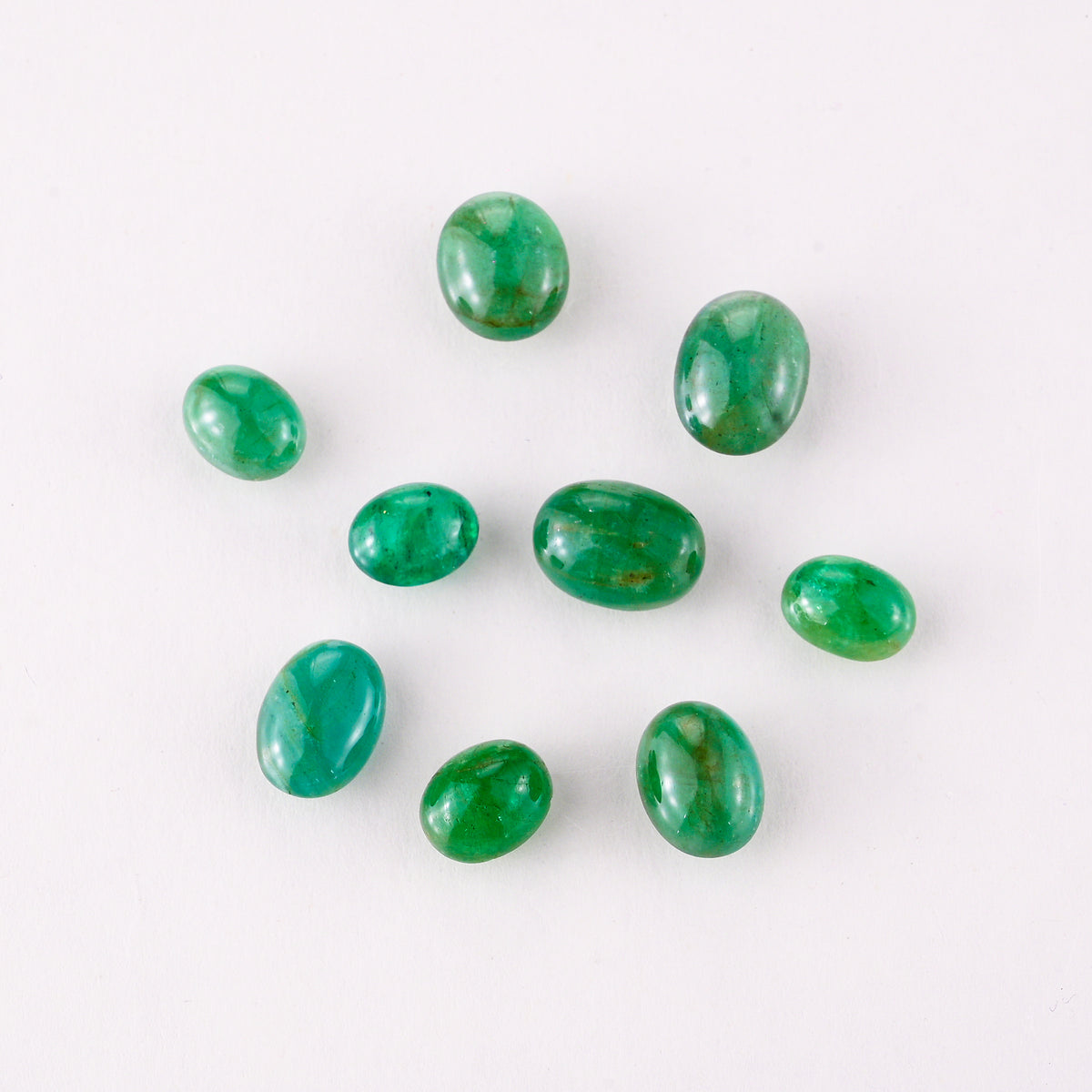 Emerald Mixed Oval Cabochon Set